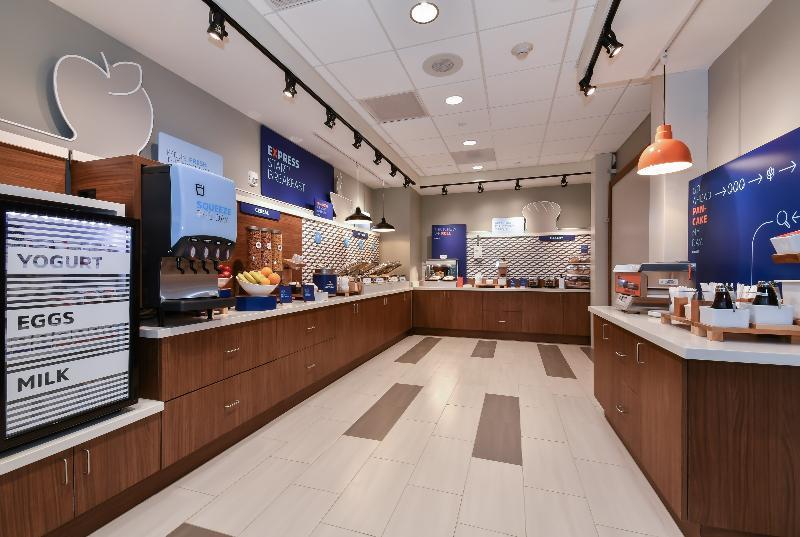 Holiday Inn Express & Suites Charlotte - Ballantyne By Ihg Buitenkant foto